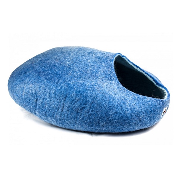 Yeti Pet Cave Pet Bed for Cats and Small Dogs - Blue
